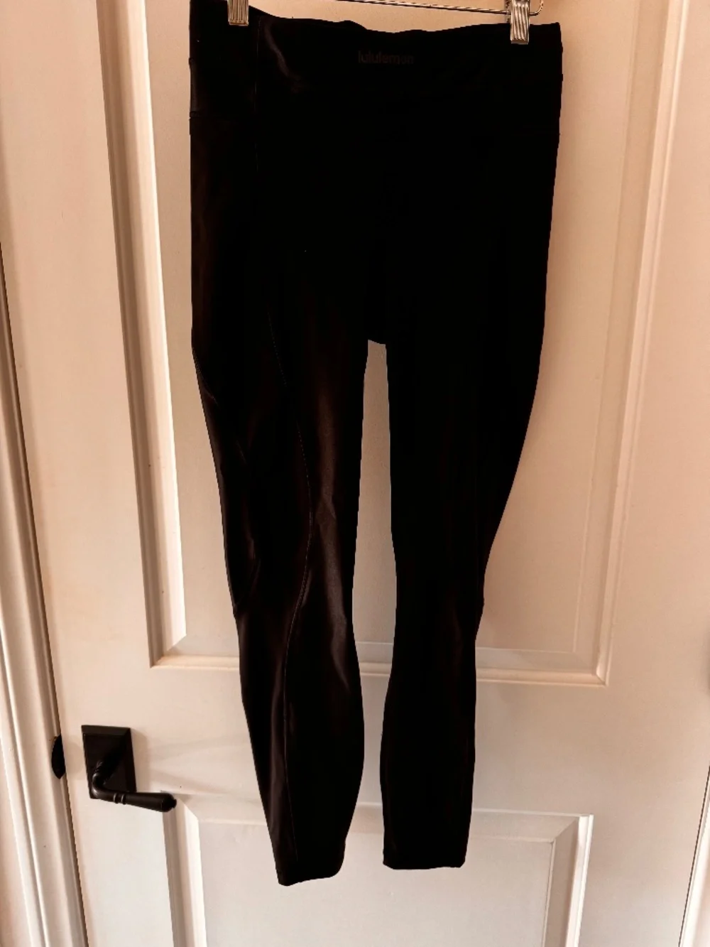 LULULEMON Black Satin Shine High-Rise Legging Tight 25